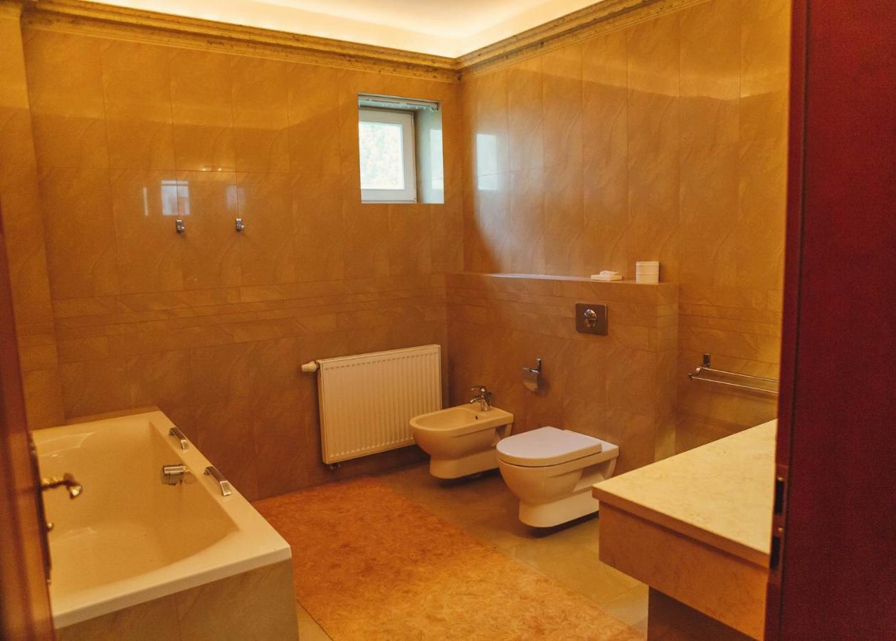 Terezín Hotel Memorial מראה חיצוני תמונה
